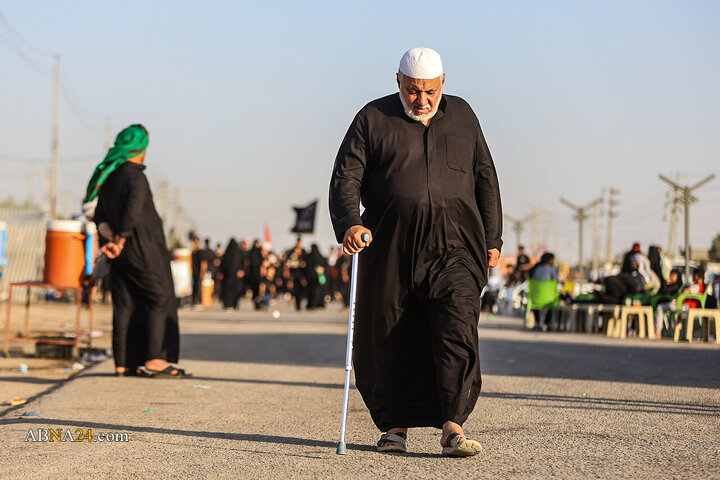 Informe fotográfico | Escenas del Arbaín en la ciudad iraquí de Al-Hamza al-Sharqi