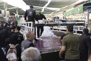 With increasing number of visitors; Al-Abbas Shrine prepares service processions with ice blocks (+Photos)