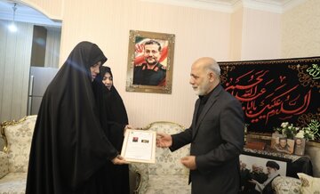 شهید سلیمانی بسیج را به پایگاهی راهبردی برای قدرت‌سازی انقلاب تبدیل کرد