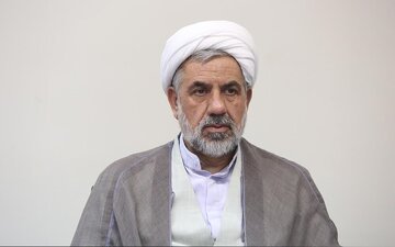  مردم ایران در بزنگاه‌ها به یک خانواده متحد و مشت فولادین در برابر دشمن تبدیل می‌شوند
