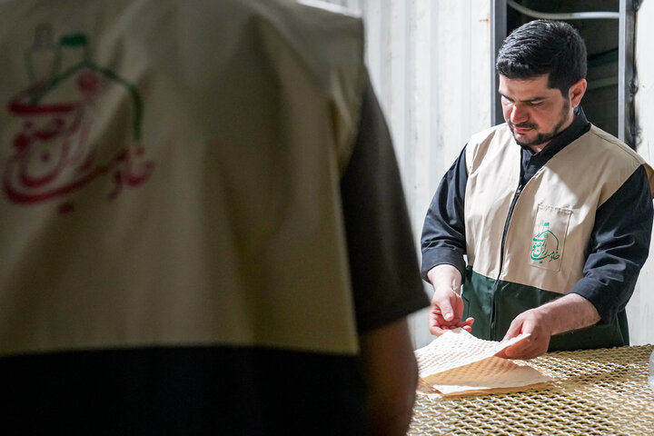 Photos: Establishment of Bakery by Razavi Servants at Mehran Border