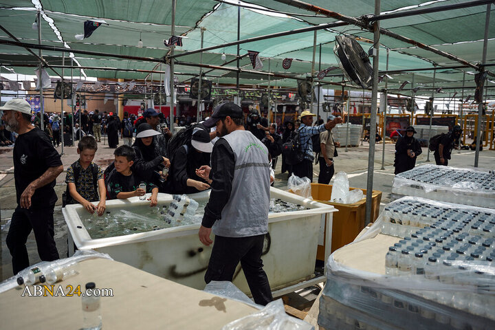 Photos: Uninterrupted Service Along Path of Arbaeen Pilgrims