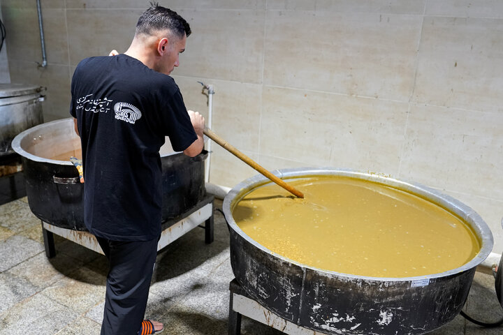 Photos: Central Kitchen of Astan Quds Razavi at Mehran Border