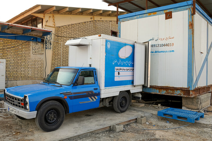 Photos: Ice-Making Factory of Astan Quds Razavi at Mehran Border