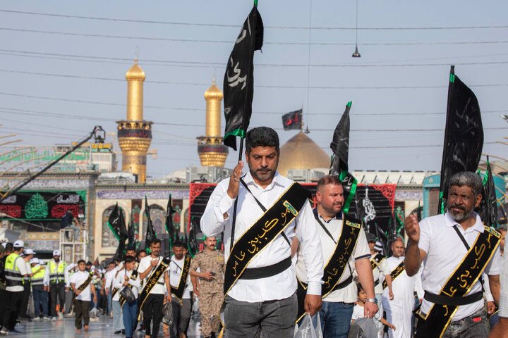 تقرير مصور/ حضور مميز لموكب بني عامر الحسيني في أربعينية الإمام الحسين(ع) بمدينة كربلاء المقدسة