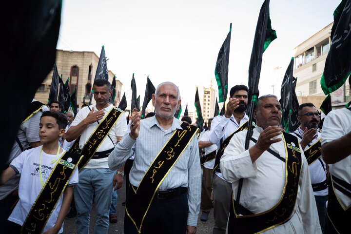 تقرير مصور/ حضور مميز لموكب بني عامر الحسيني في أربعينية الإمام الحسين(ع) بمدينة كربلاء المقدسة
