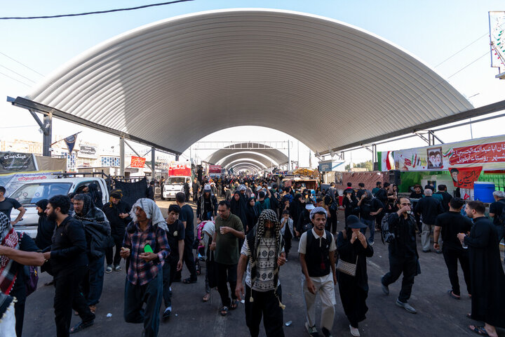 Photos: Millions of pilgrims walk from Najaf to Karbala in Arbaeen pilgrimage