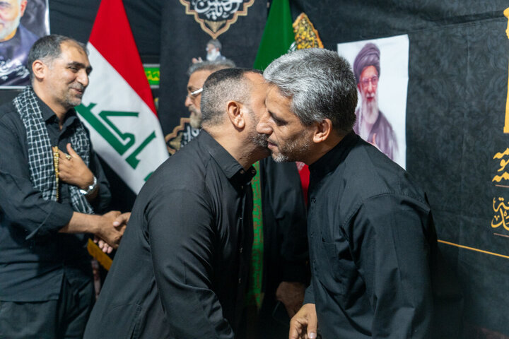 Photos: Director of Mawkib of Hazrat Masoumeh Holy Shrine Appreciates Iraqi Mawkib Organizers on Arbaeen Route