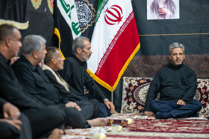 Photos: Director of Mawkib of Hazrat Masoumeh Holy Shrine Appreciates Iraqi Mawkib Organizers on Arbaeen Route
