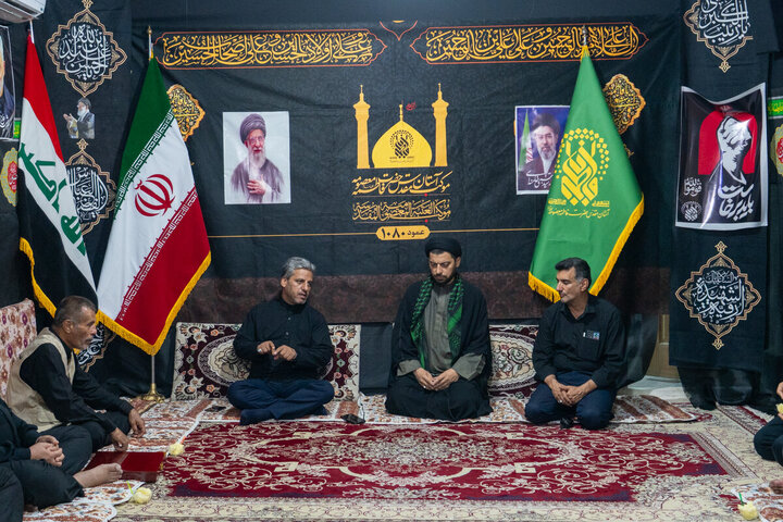 Photos: Director of Mawkib of Hazrat Masoumeh Holy Shrine Appreciates Iraqi Mawkib Organizers on Arbaeen Route