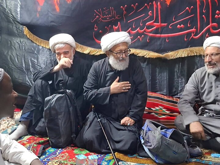 تقرير مصور/ وكيل الإمام الشهيد السيد الخامنئي (ره) يزور موكبا للشيخ زاكزاكي في كربلاء المقدسة