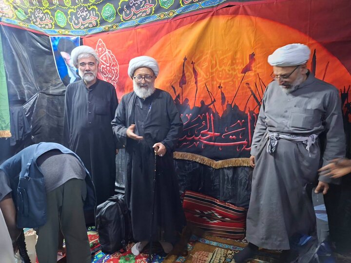 تقرير مصور/ وكيل الإمام الشهيد السيد الخامنئي (ره) يزور موكبا للشيخ زاكزاكي في كربلاء المقدسة