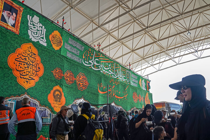 Photos: Imam Reza Mawkib at Mehran Border