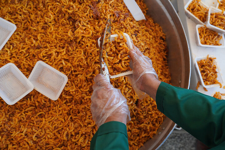 Photos: Hosting Arbaeen Pilgrims at Hazrat Masoumeh Shrine