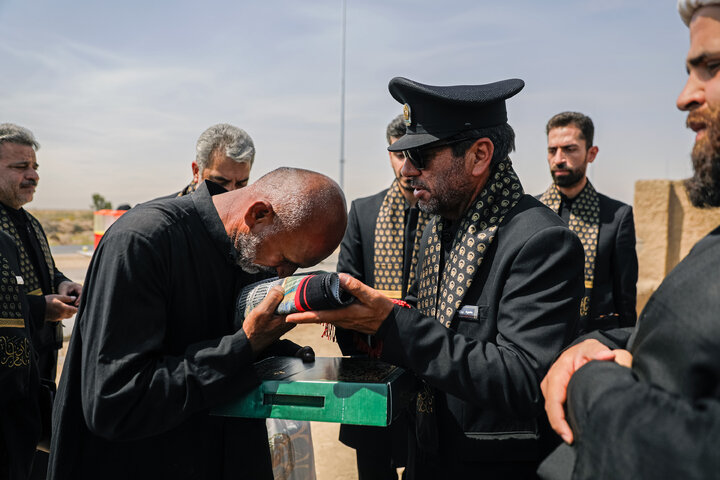 Photos: Presence of Caravan of "Envoys of Compassionate Imam" among Mawkib Organizers of Najaf