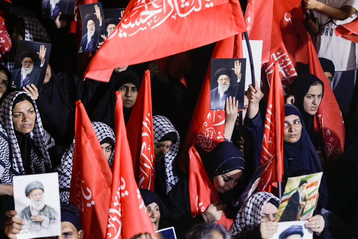 Photos: Presence of Caravan of "Envoys of Compassionate Imam (a.s.)" at Arbaeen Pilgrimage Route in Najaf