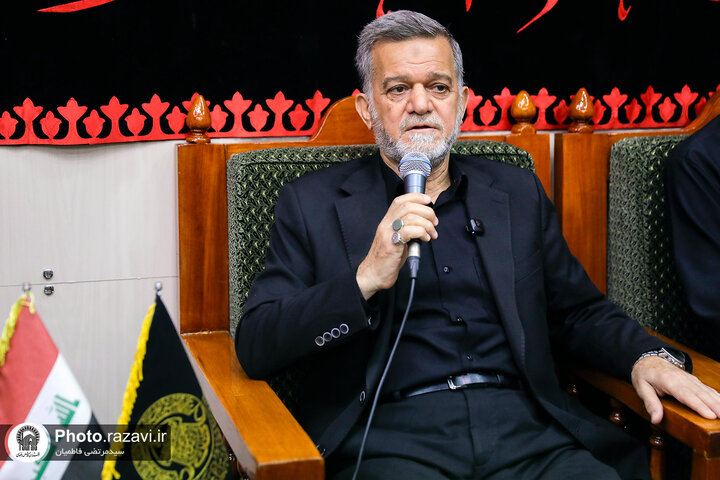 Photos: Caravan of "Envoys of Compassionate Imam (AS)" attends at Imam Ali Holy shrine