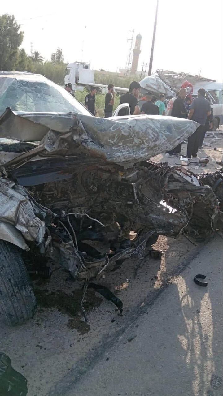 العراق.. حادث سير مروّع ضحيته 10 أشخاص بينهم زوار الأربعين في واسط