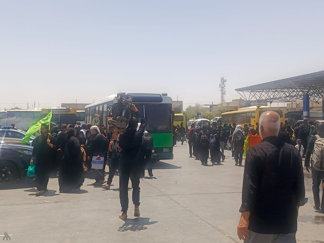 بیش از ۳۱ هزار خودرو برای انتقال زائران اربعین در نجف به‌کار گرفته شد