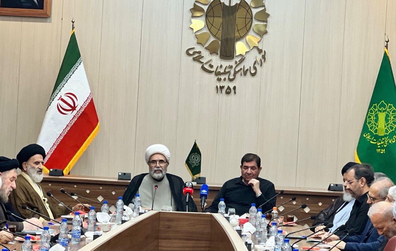 خون شهدا ملت ایران را در برابر دشمن آمریکایی صهیونی مقاوم‌تر و متحدتر کرد