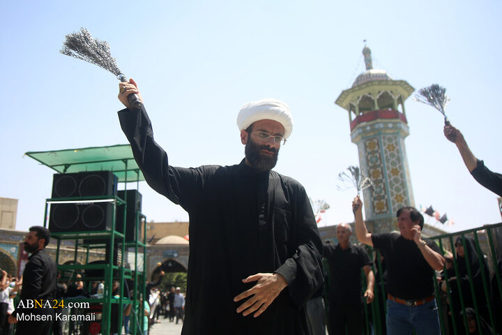 Trauerzeremonien des Arba'in von Hussein im Heiligtum Ihrer Heiligkeit Fatima Masuma (Friede sei mit ihr)