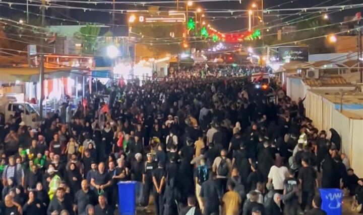 تقرير مصور/ ملايين الزائرين يحيون ليلة الأربعين في كربلاء