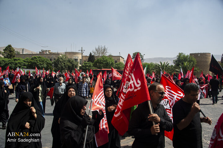 مراسم راهپیمایی و پیاده روی جاماندگان اربعین حسینی در شیراز