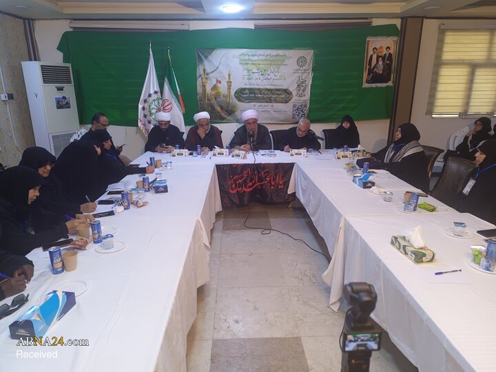 نشست بین المللی «بانوان؛ روایتگری زینبی و پاسداشت امام شهید»