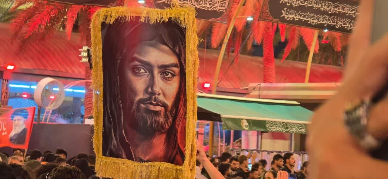 Rapora Vîdyo û wenêyan | Rekirina Vîdyoyan û wenêyan roja Erbaîne ji Zîyaretvanên kûrdên Amed û Merdînê, li  Meşa Erbaîneda  li kerbela