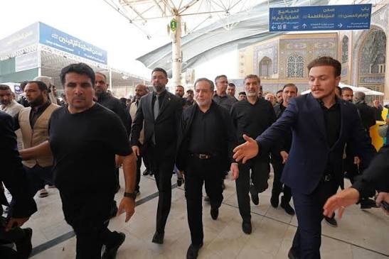 وزير الخارجية الإيراني يصل إلى النجف الأشرف للمشاركة في الزيارة الأربعينية