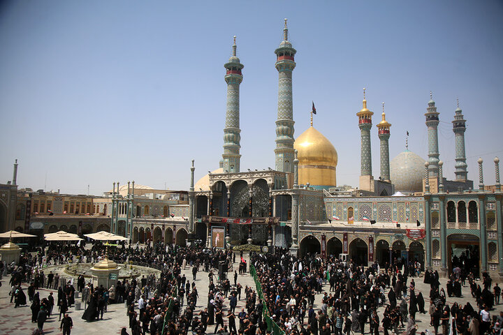قم در اربعین حسینی غرق در عزا و ماتم شد