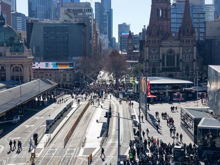 Melb