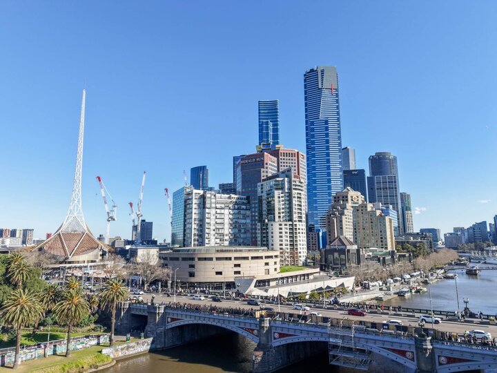 Melb