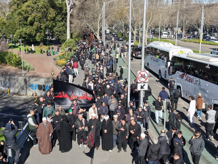 Melb