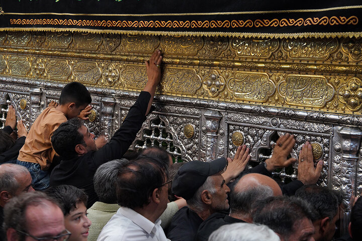 حضور پرشور عزاداران اربعین حسینی در حرم مطهر کریمه اهل بیت(س)