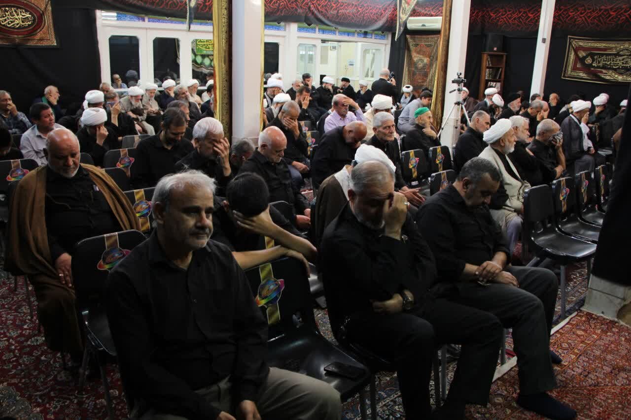 مراسم عزاداری اربعین در حسینیه دفتر آیتالله فاضل لنکرانی برگزار شد + تصاویر