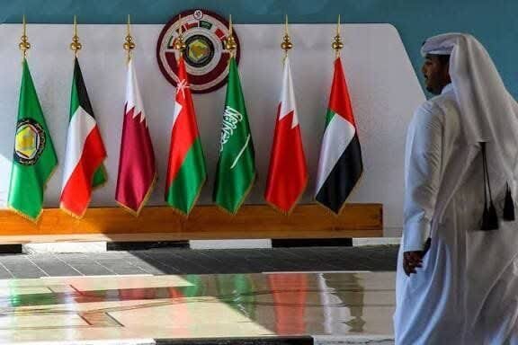 Robert Kagan: Mataifa ya Ghuba Hayana Ari Tena ya Kukaribisha Kambi za Kijeshi za Marekani