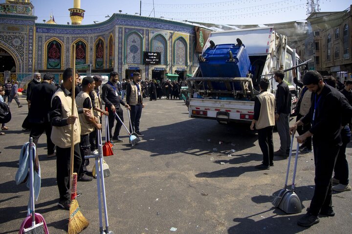 تقرير مصور/ قسم الشؤون الخدمية للعتبة العباسية ينفذ حملة لتنظيف محيط حرم أبي الفضل (ع)