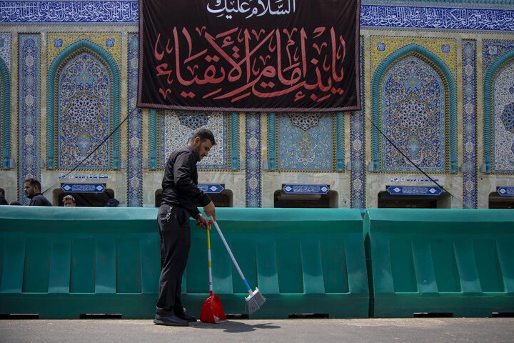 تقرير مصور/ قسم الشؤون الخدمية للعتبة العباسية ينفذ حملة لتنظيف محيط حرم أبي الفضل (ع)
