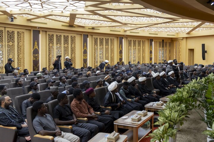 تقرير مصور/ قاعة الإمام الحسن (عليه السلام) تستضيف المهرجان السنوي لزائري الأربعين من قارة أفريقيا