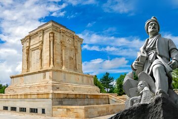 محبت اهل بیت در اشعار فردوسی