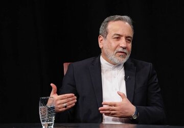 Arakçi'den çağrı: Artık kendimize güvenme zamanı