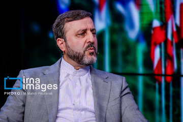 Qəribəbadi: Diplomatiya müharibədə də davam edir, lakin müharibə şəraitinə uyğun dil ilə