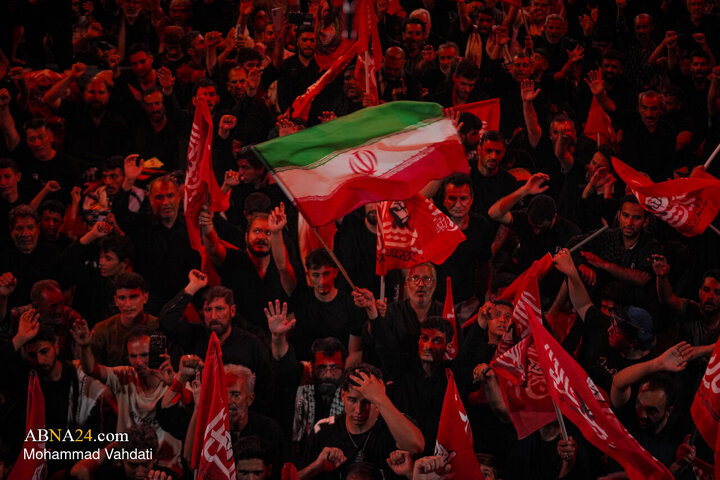 Photos: Mawkib of Hey'at-e Reyhanat al-Hussain (s.a.) Hosts Arbaeen Pilgrims at Pillar 762