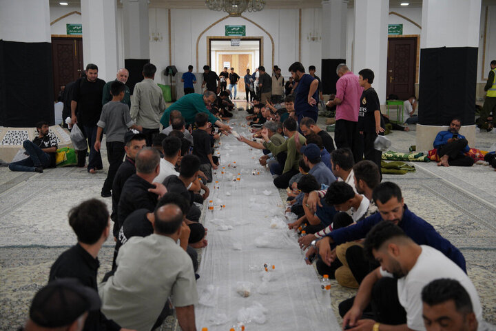 Photos: Hosting Arbaeen Pilgrims at Hazrat Masoumeh Shrine