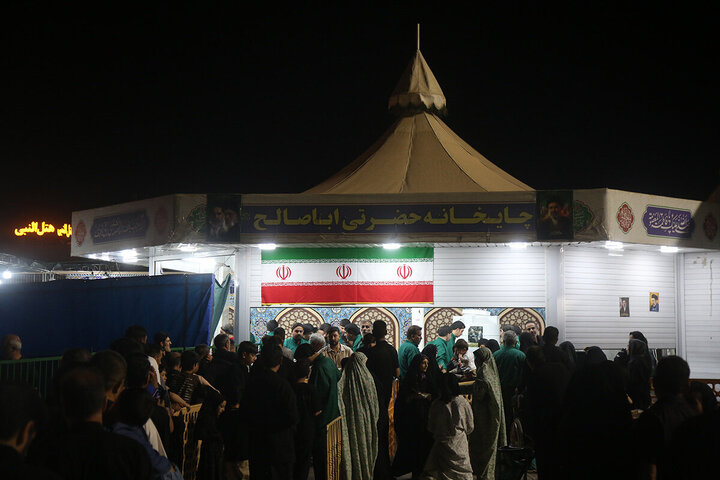 Photos: Hosting Arbaeen Pilgrims at Hazrat Masoumeh Shrine