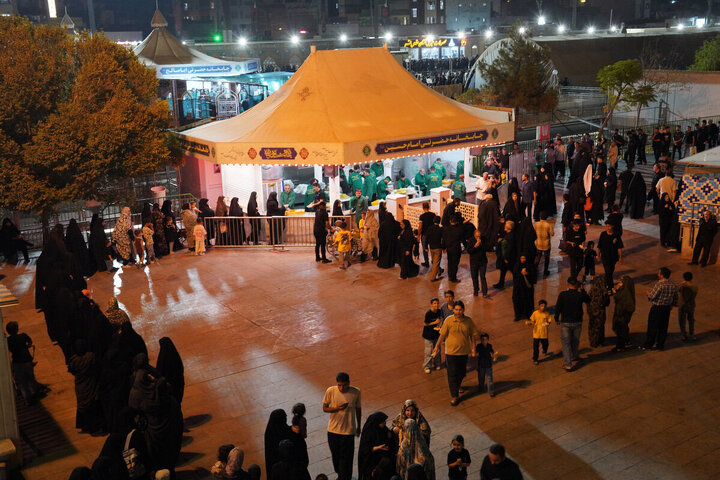Photos: Hosting Arbaeen Pilgrims at Hazrat Masoumeh Shrine