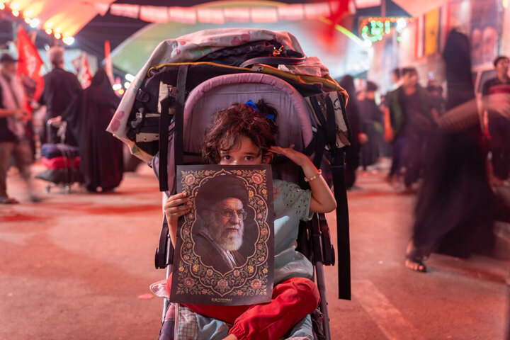 Photos: Remembering Martyred Leader at Pillar 1080 on the Tariq al-Hussain (a.s.)