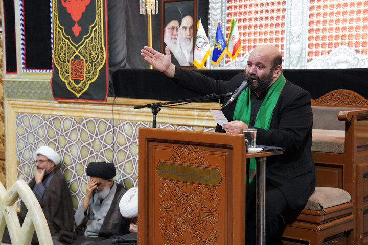 Photos: Mourning of Pilgrims of Hazrat Maoumeh Shrine on Night of Arbaeen