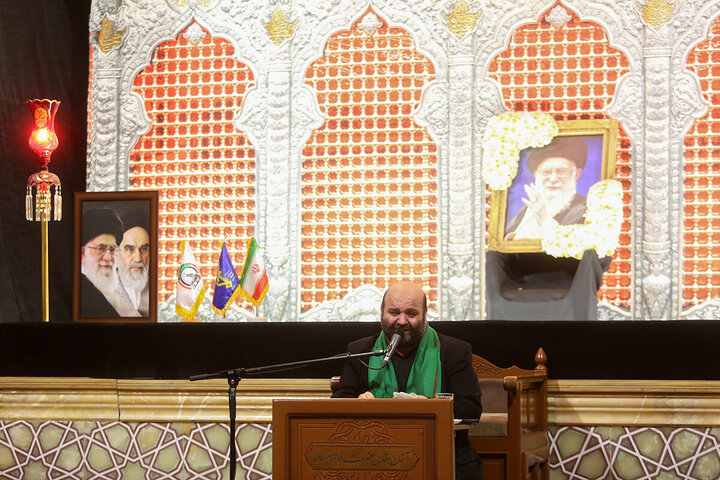 Photos: Mourning of Pilgrims of Hazrat Maoumeh Shrine on Night of Arbaeen